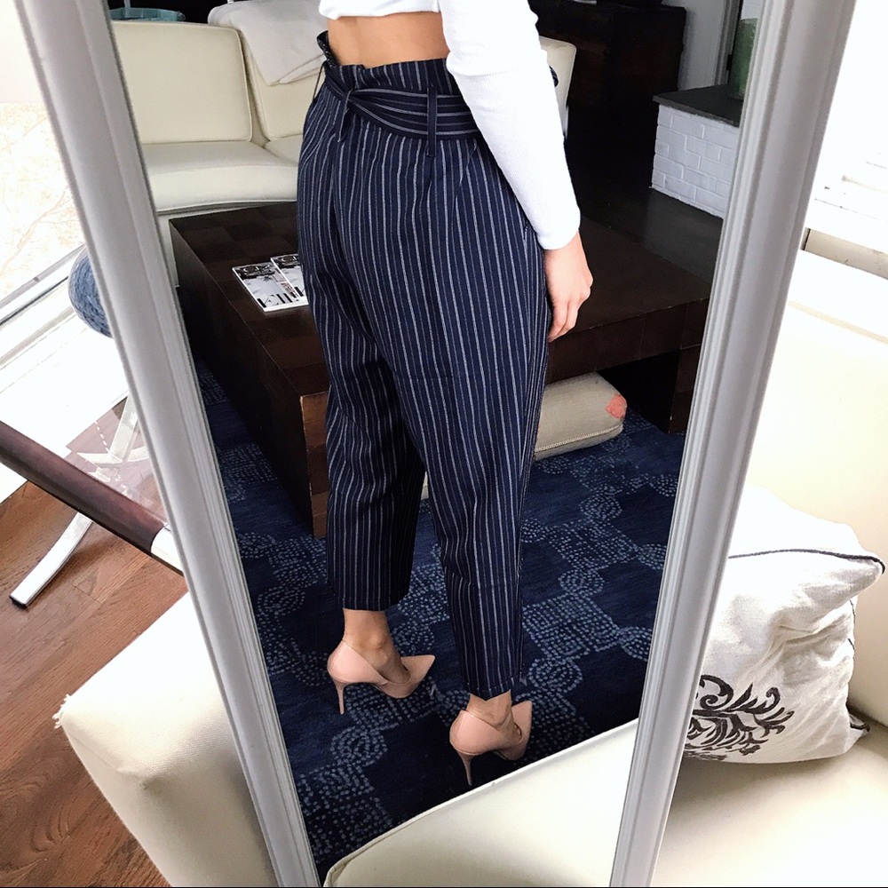 S/1️⃣2️⃣ - Dark Blue/White Stripe Baggy Pants! 💙 - Picture 6 of 8